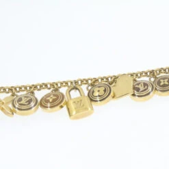 Style Tribute LOUIS VUITTON Porte Cles Chainne Pastille Bag Charm Gold M65386 Lv Auth Am322b 14 Style Tribute LOUIS VUITTON Porte Cles Chainne Pastille Bag Charm Gold M65386 Lv Auth Am322b -Best Jewelry Store br322 6 b73d01dc 8f9e 470a 9a42 8bd9687e8dee