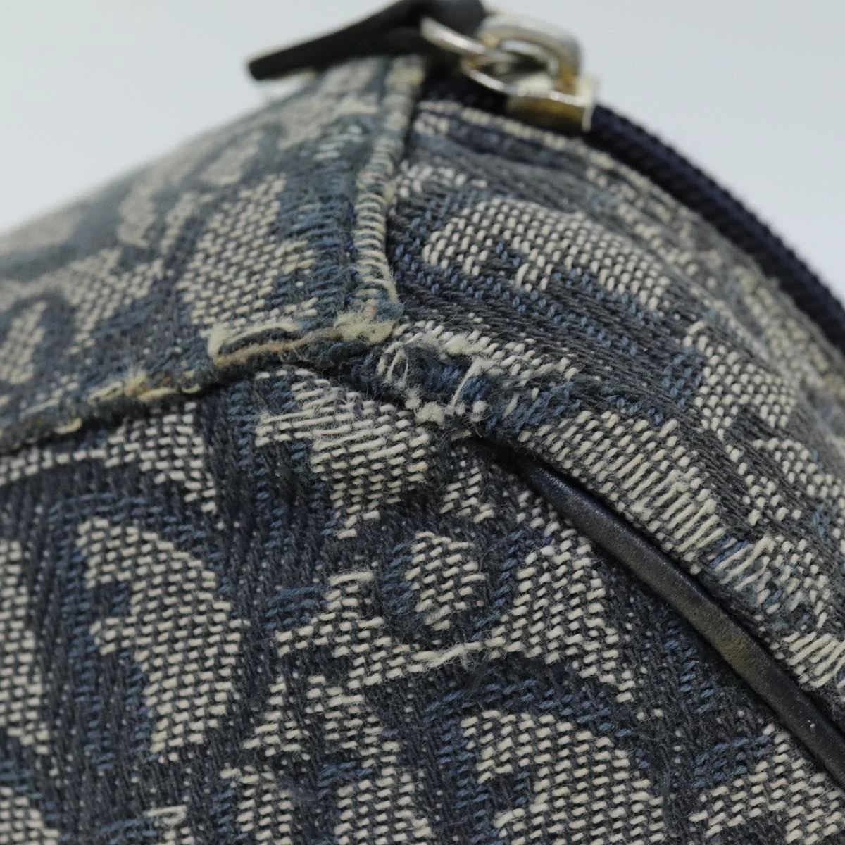 Brand Street CHRISTIAN DIOR Trotter Canvas Saddle Pouch Accessory Pouch Navy Auth Bs14248 18 Brand Street CHRISTIAN DIOR Trotter Canvas Saddle Pouch Accessory Pouch Navy Auth Bs14248 - Image 16