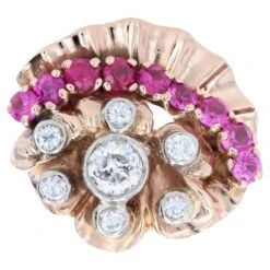 Sarl Baume 1940s Retro Rubis Diamonds 14 Karat Rose Gold Ring