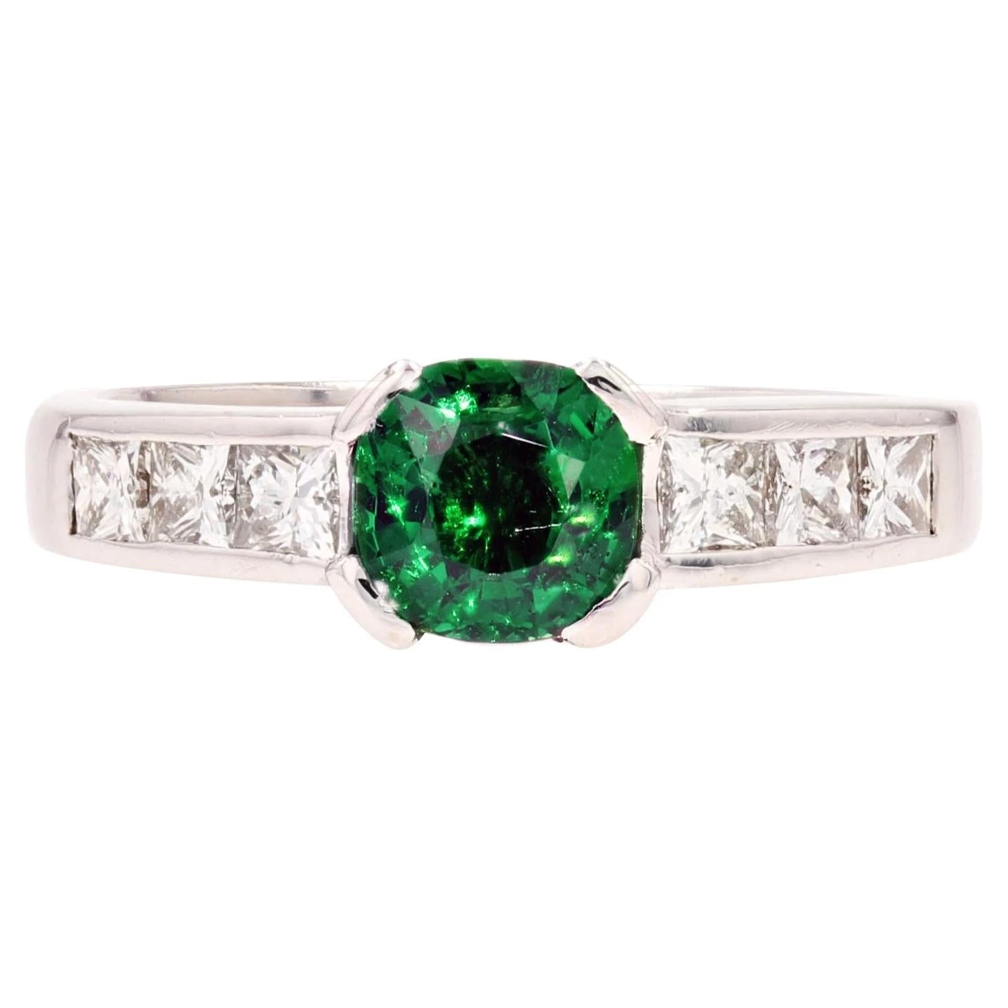 Sarl Baume French Modern 1, 02 Carat Tsavorite Garnet Princess-Cut Diamonds White Gold Ring 3 Sarl Baume French Modern 1, 02 Carat Tsavorite Garnet Princess-Cut Diamonds White Gold Ring