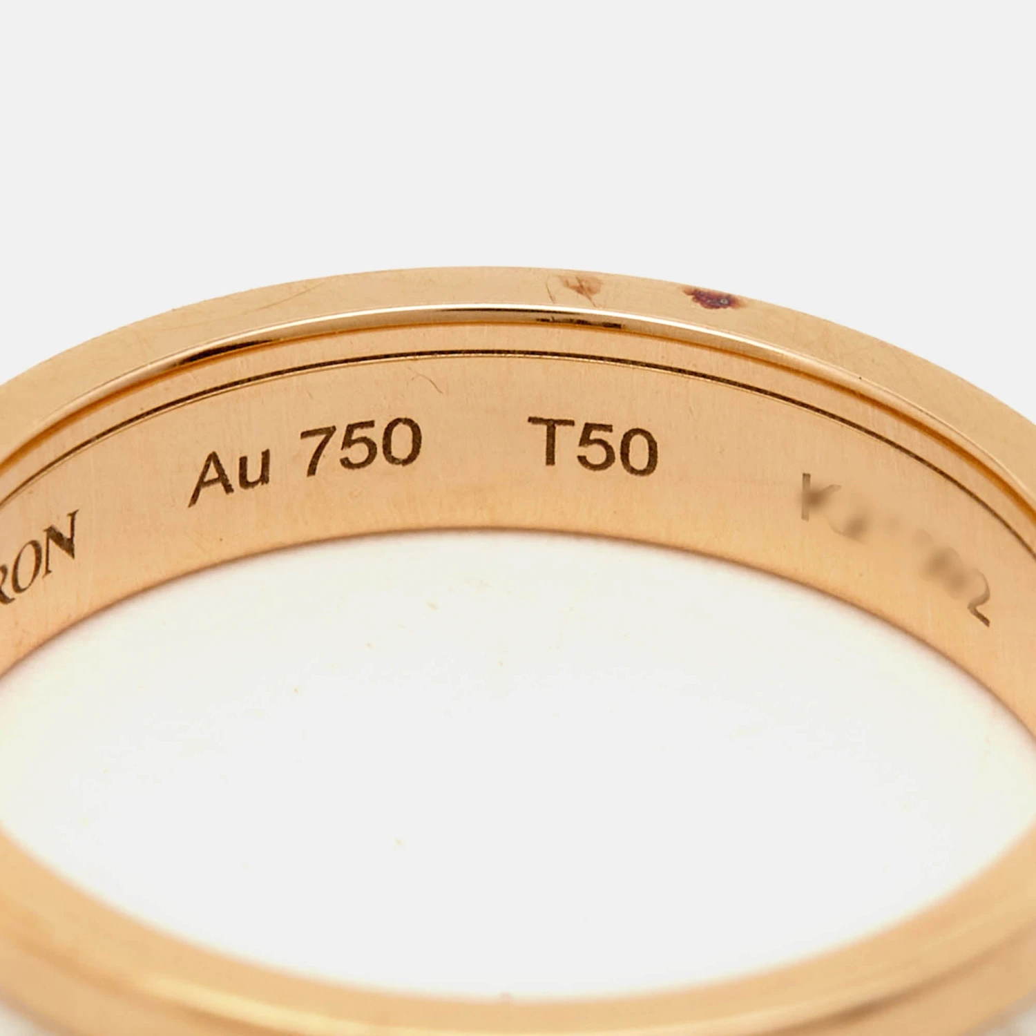 The Luxury Closet BOUCHERON Quatre White Edition Ceramic 18k Rose Gold Ring Size 50 9 The Luxury Closet BOUCHERON Quatre White Edition Ceramic 18k Rose Gold Ring Size 50 - Image 7