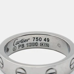 The Luxury Closet CARTIER Love 1 Diamond 18K White Gold Narrow Wedding Band Ring Size 49 14 The Luxury Closet CARTIER Love 1 Diamond 18K White Gold Narrow Wedding Band Ring Size 49 -Best Jewelry Store luxury women cartier used fine jewelry p976086 002