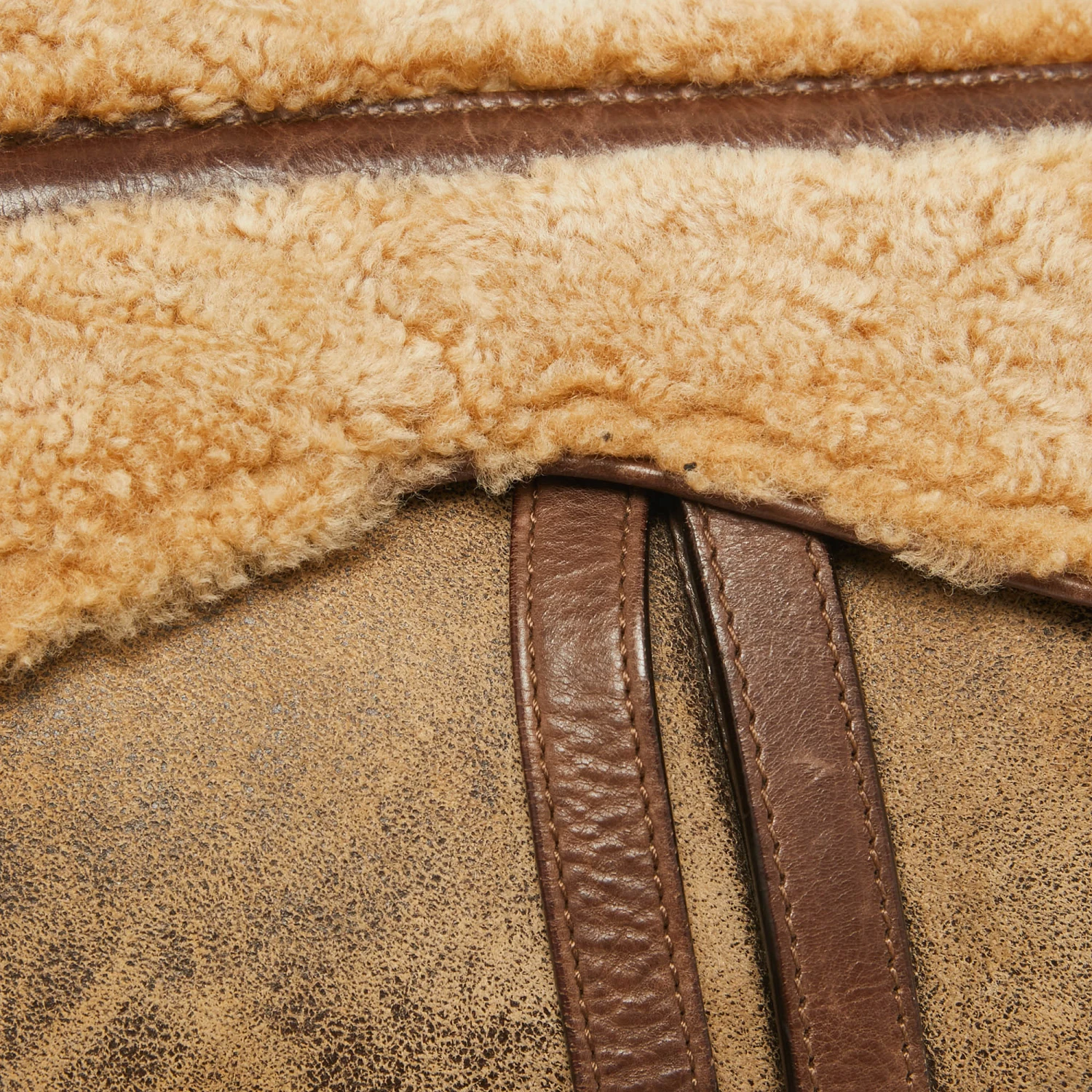 The Luxury Closet DIOR Beige/Brown Shearling And Leather Saddle Bag 9 The Luxury Closet DIOR Beige/Brown Shearling And Leather Saddle Bag - Image 7
