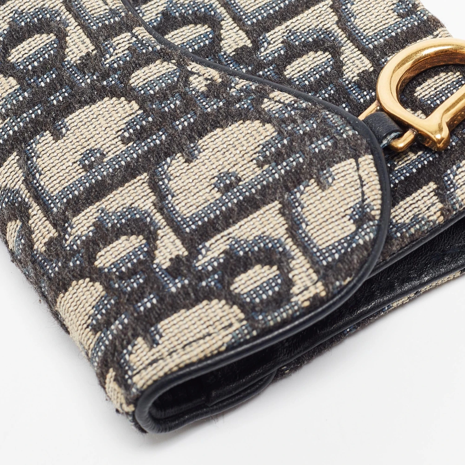 The Luxury Closet DIOR Blue Oblique Canvas Saddle Flap Card Holder 7 The Luxury Closet DIOR Blue Oblique Canvas Saddle Flap Card Holder - Image 5