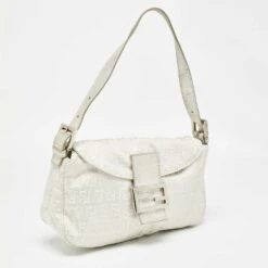 The Luxury Closet FENDI Silver/White Zucchino Canvas And Leather Forever Baguette Bag 12 The Luxury Closet FENDI Silver/White Zucchino Canvas And Leather Forever Baguette Bag -Best Jewelry Store luxury women fendi used handbags p991214 005
