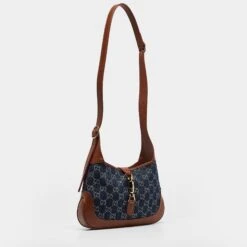 The Luxury Closet GUCCI Blue/Brown GG Denim And Leather Small Jackie 1961 Hobo -Best Jewelry Store luxury women gucci new handbags p1004945 008