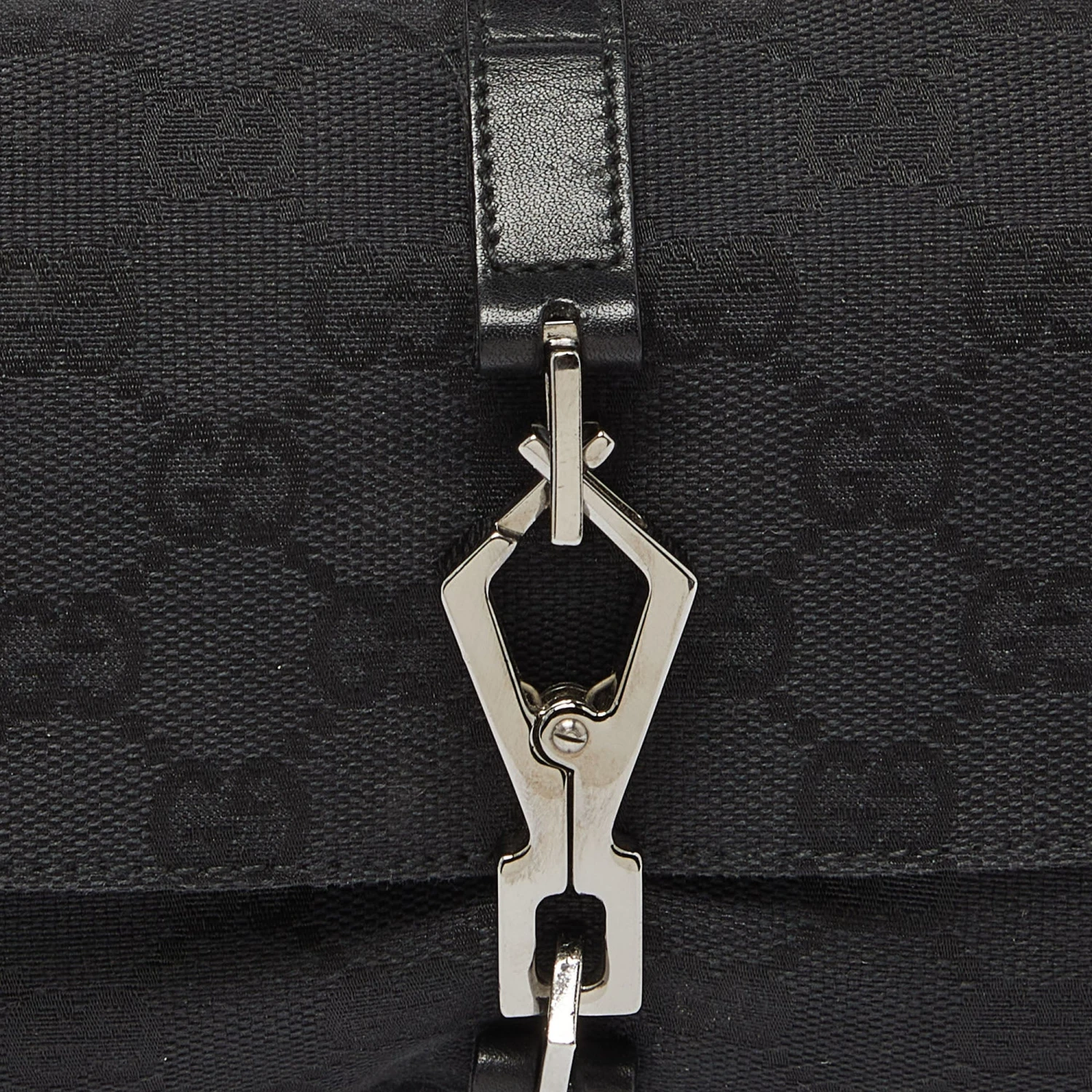 The Luxury Closet GUCCI Black GG Canvas And Leather Jackie O Hobo 7 The Luxury Closet GUCCI Black GG Canvas And Leather Jackie O Hobo - Image 5