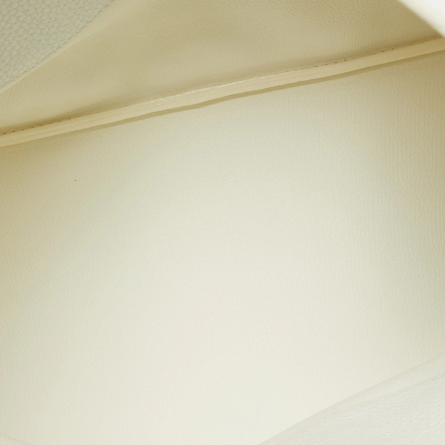 The Luxury Closet Hermes Blanc Taurillion Clemence Leather Palladium Finished Shoulder Birkin JPG 42 Bag 10 The Luxury Closet Hermes Blanc Taurillion Clemence Leather Palladium Finished Shoulder Birkin JPG 42 Bag - Image 8