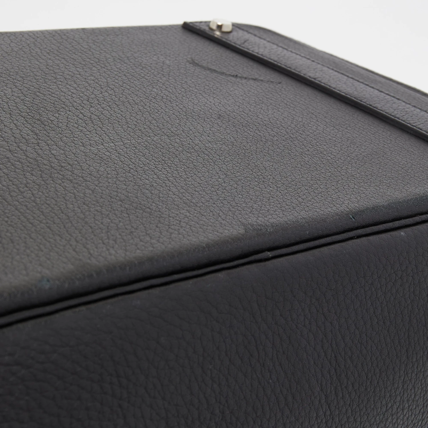 The Luxury Closet HERMES Black Togo Leather Palladium Plated HAC Birkin 40 Bag 8 The Luxury Closet HERMES Black Togo Leather Palladium Plated HAC Birkin 40 Bag - Image 6