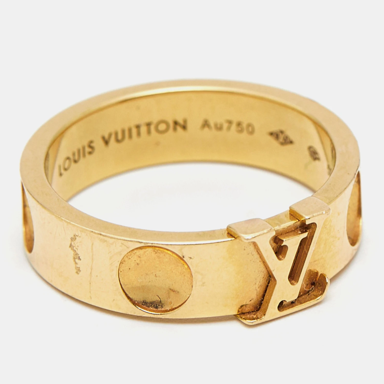 The Luxury Closet LOUIS VUITTON Empreinte 18k Yellow Gold Ring Size 52 4 The Luxury Closet LOUIS VUITTON Empreinte 18k Yellow Gold Ring Size 52 - Image 2