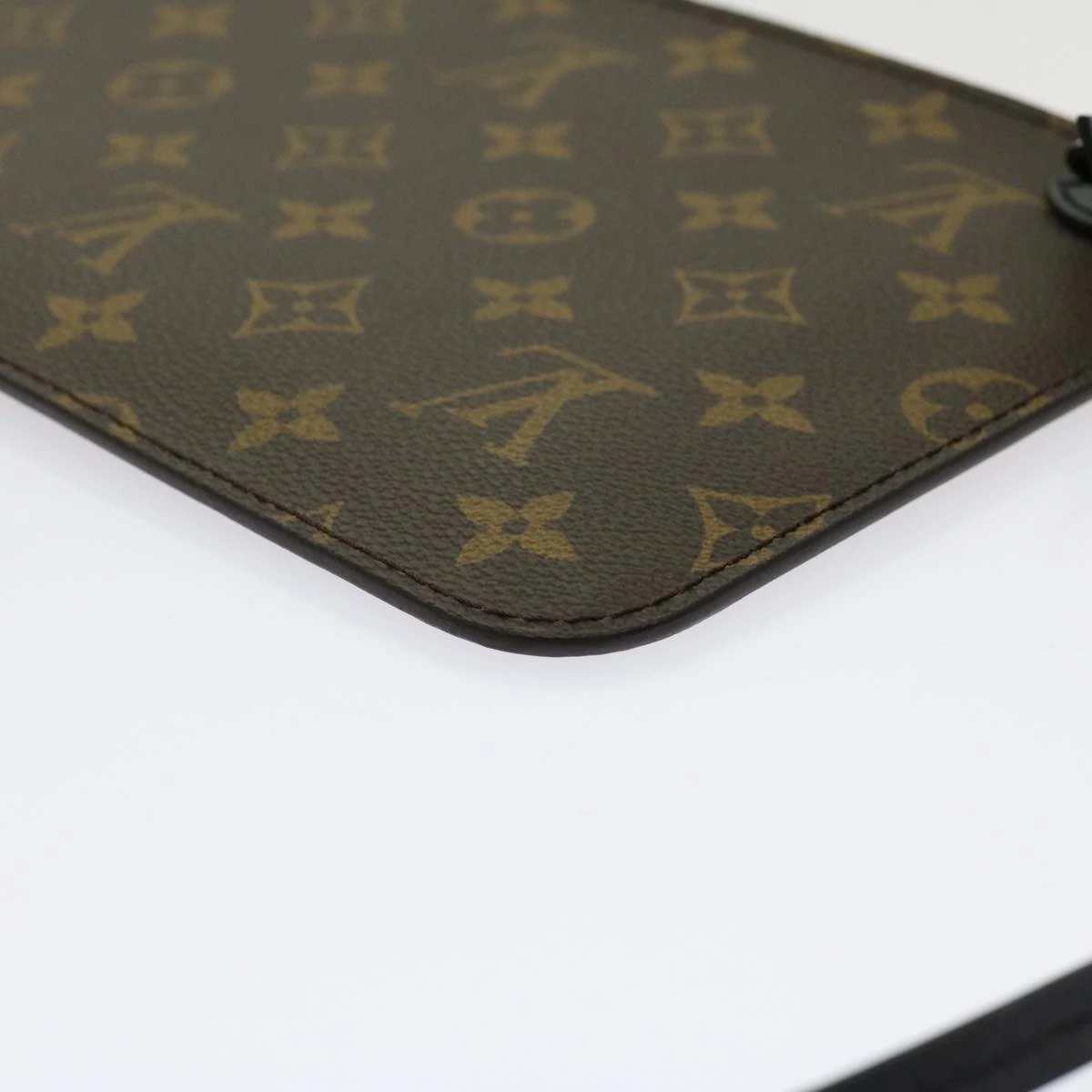 Brand Street LOUIS VUITTON Monogram My LV World Tour Neverfull MM Pouch LV Auth Mr021 18 Brand Street LOUIS VUITTON Monogram My LV World Tour Neverfull MM Pouch LV Auth Mr021 - Image 16