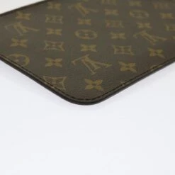 Brand Street LOUIS VUITTON Monogram My LV World Tour Neverfull MM Pouch LV Auth Mr021 38 Brand Street LOUIS VUITTON Monogram My LV World Tour Neverfull MM Pouch LV Auth Mr021 -Best Jewelry Store mr021 13