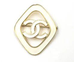 Lar Vintage CHANEL Rare Vintage Gold Plated Argyle White CC Brooch